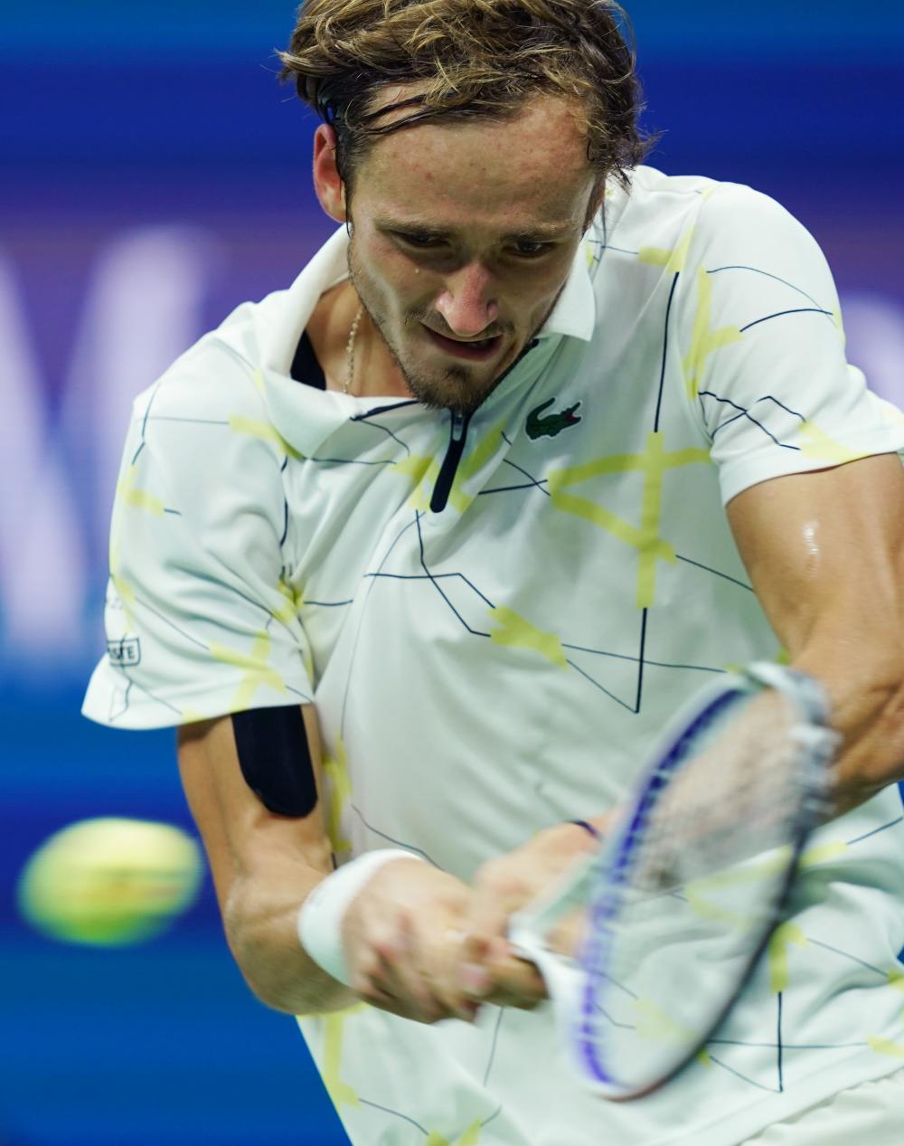 火箭作对比 火箭作对比